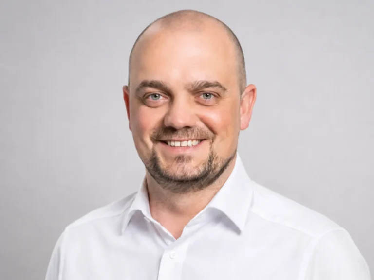 Vitalij Dietz vom GD Ingenieurbüro ist fester Ansprechpartner für unabhängige KFZ Gutachten im Raum Stuttgart